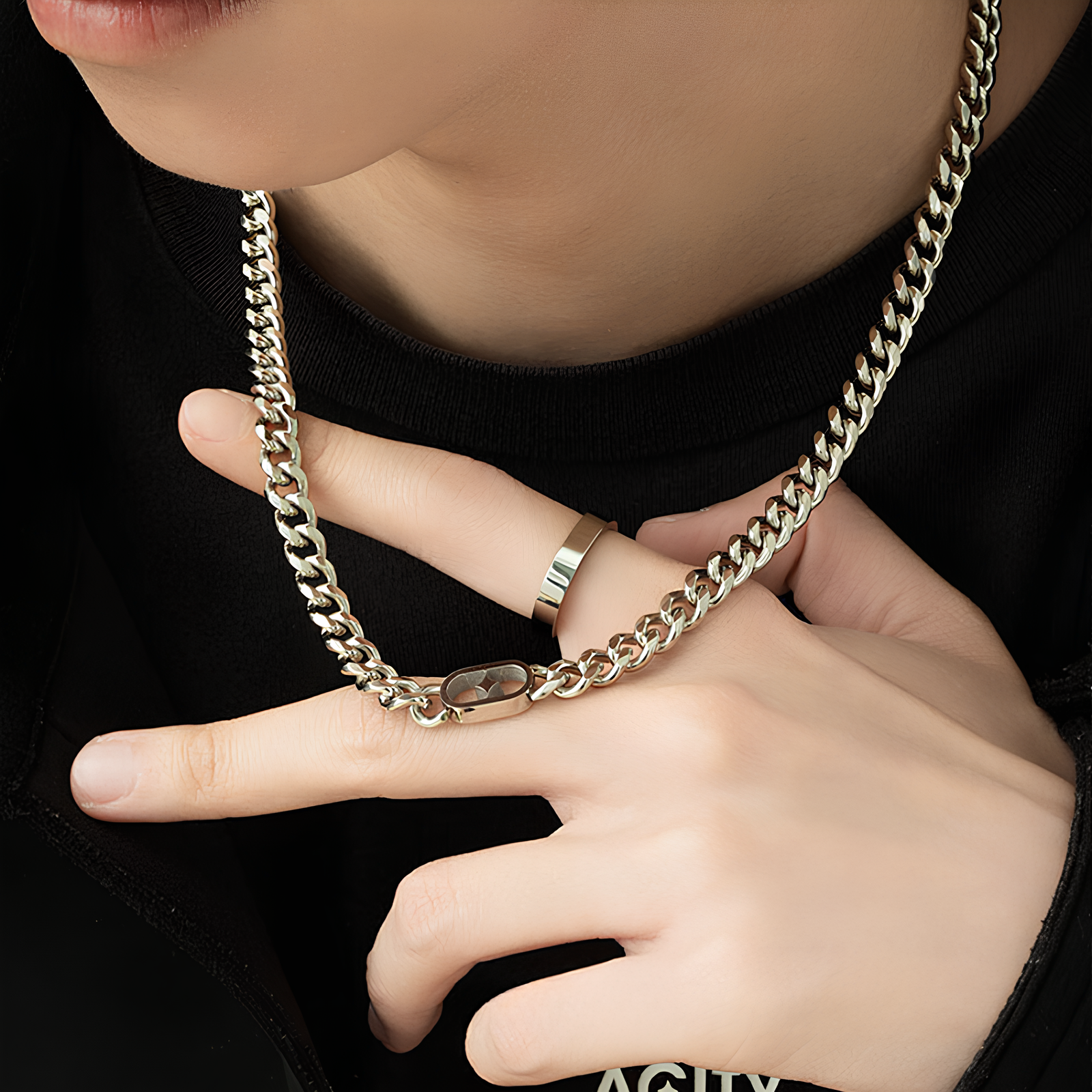 Breakpoint Necklace
