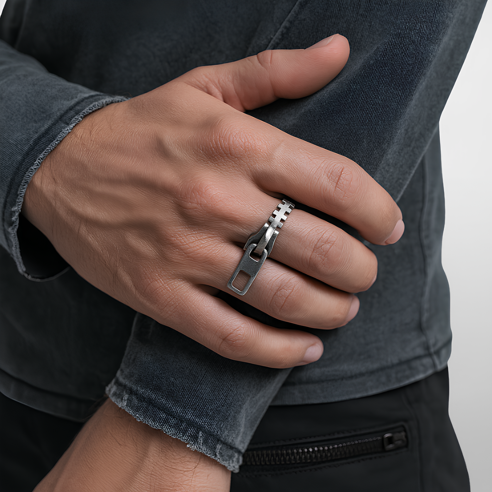Gridlock Ring