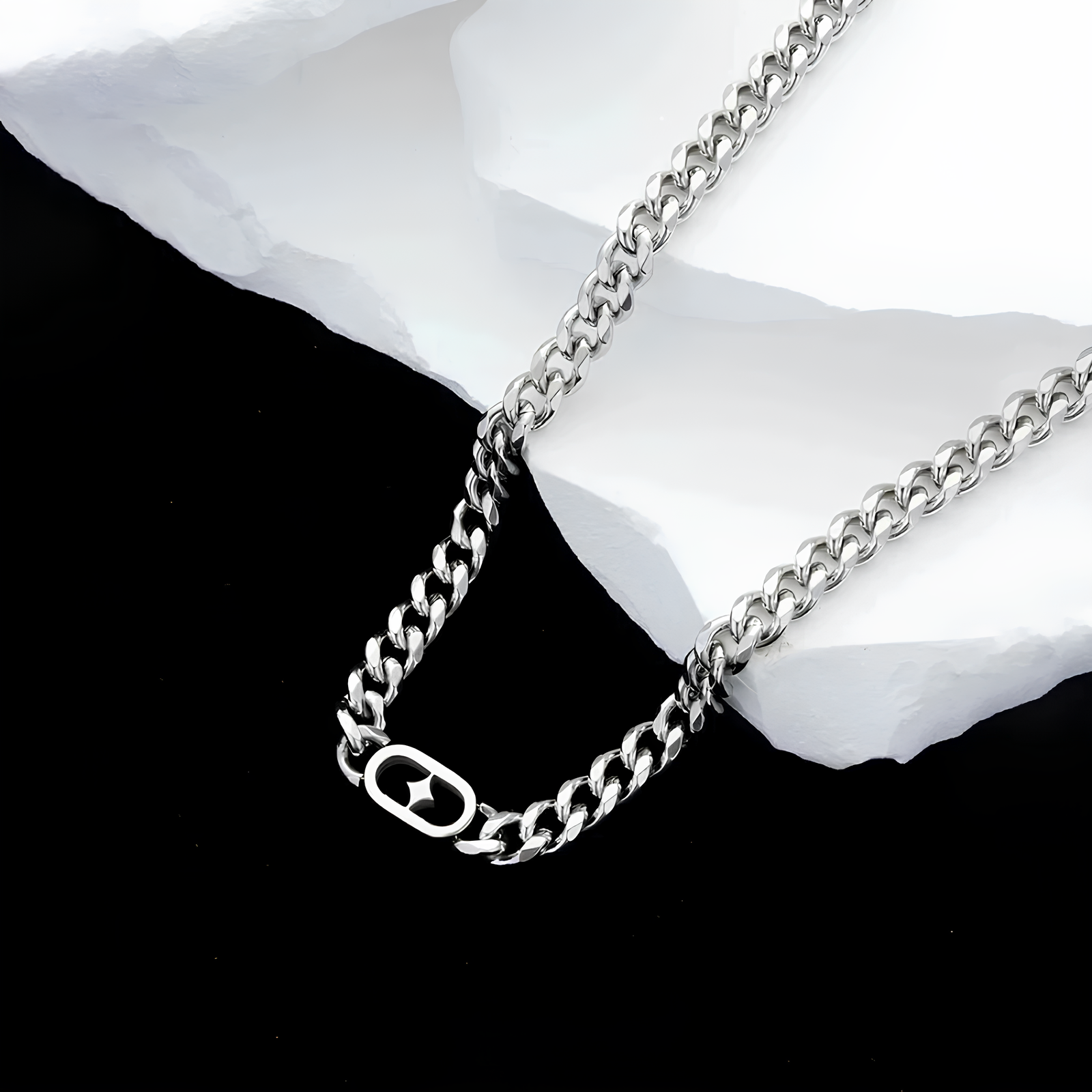 Breakpoint Necklace