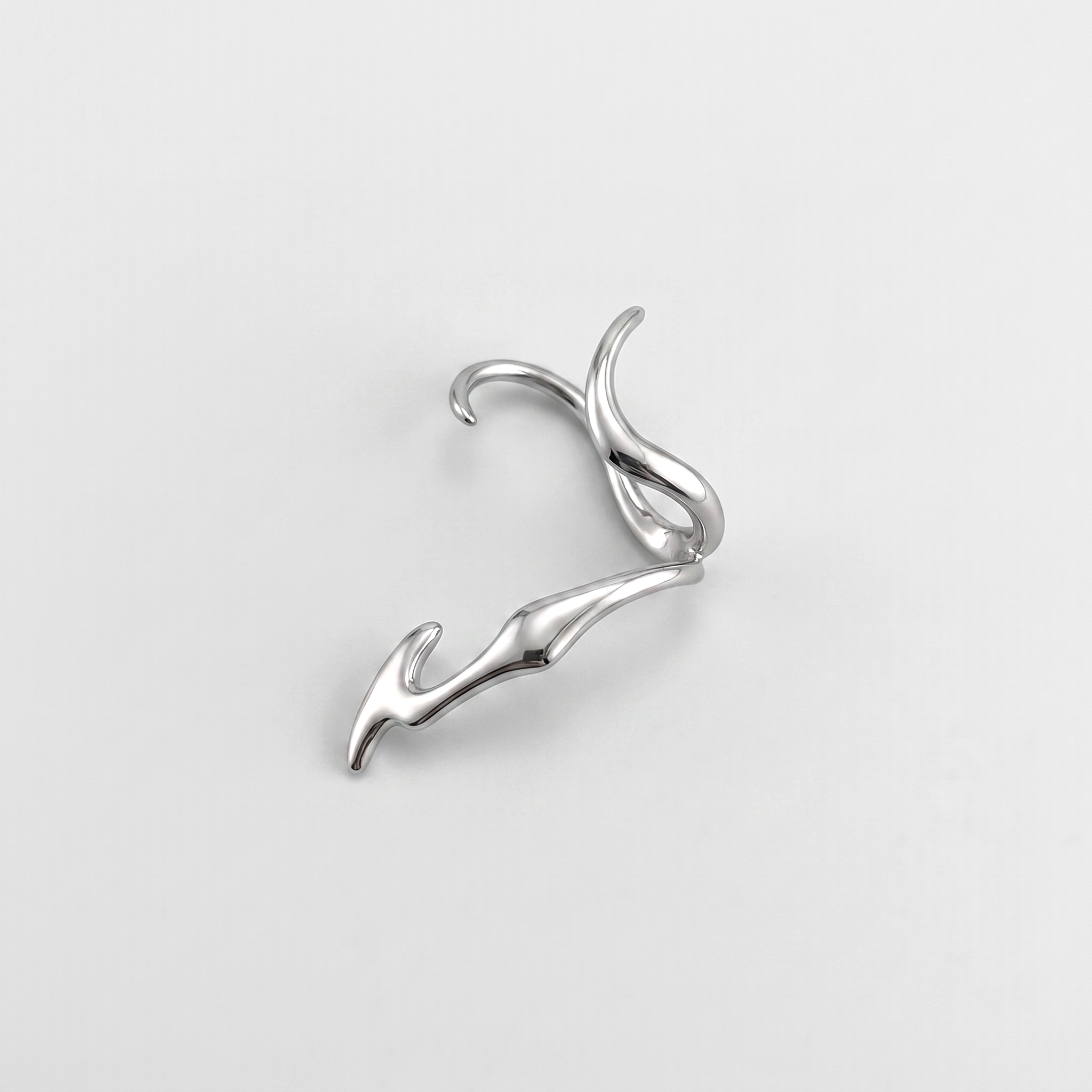 Morph Ear Cuff