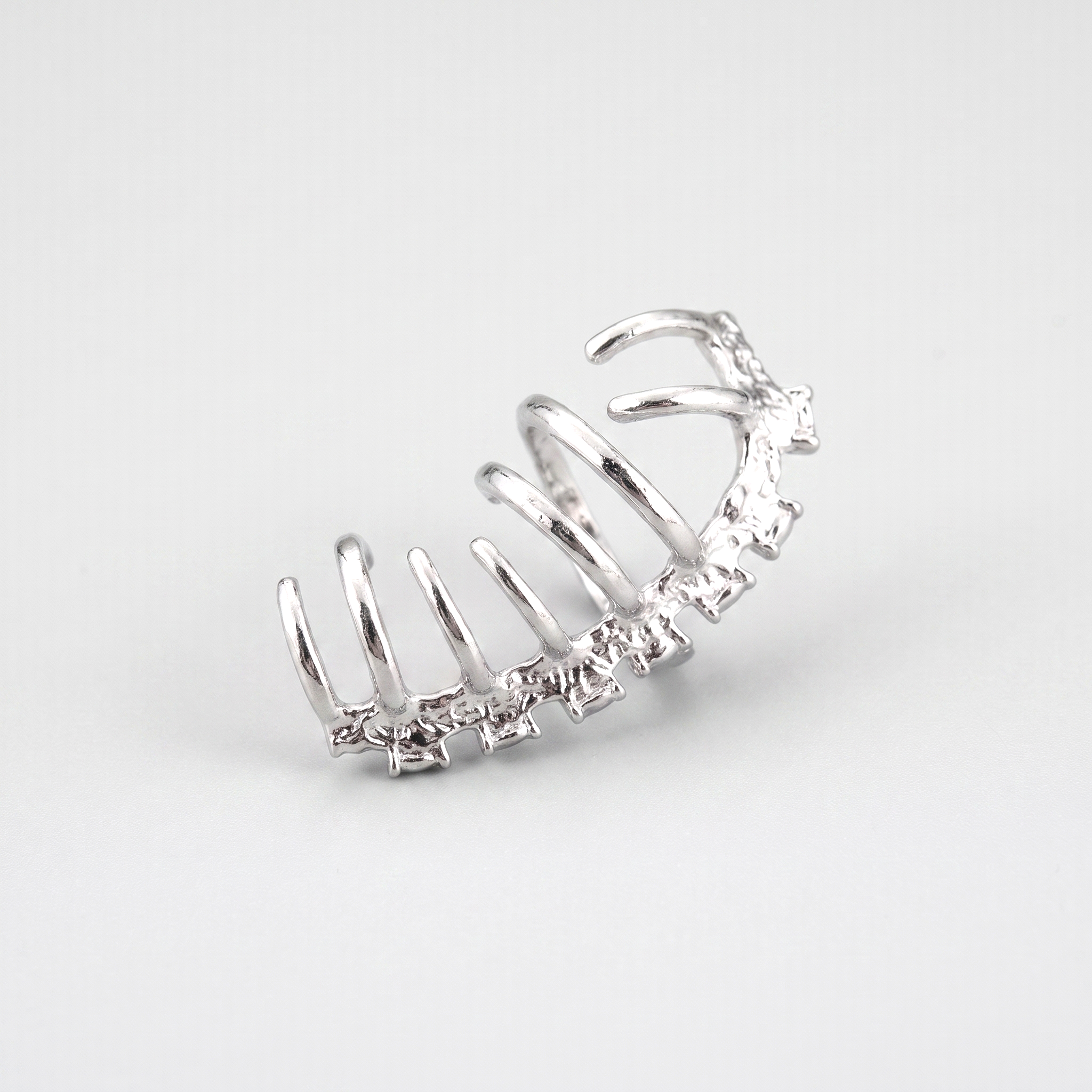 Vertebrae Ear Cuff