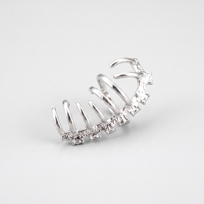 Vertebrae Ear Cuff