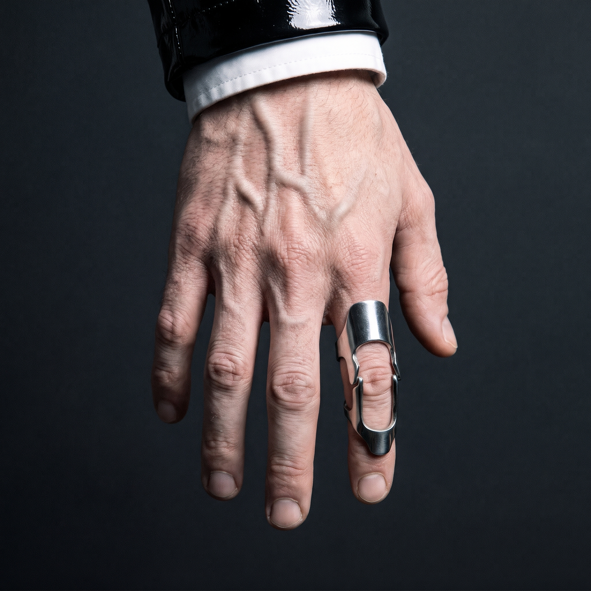 Splice Finger Cuff