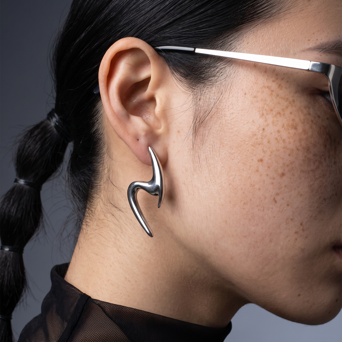 Claw Earrings
