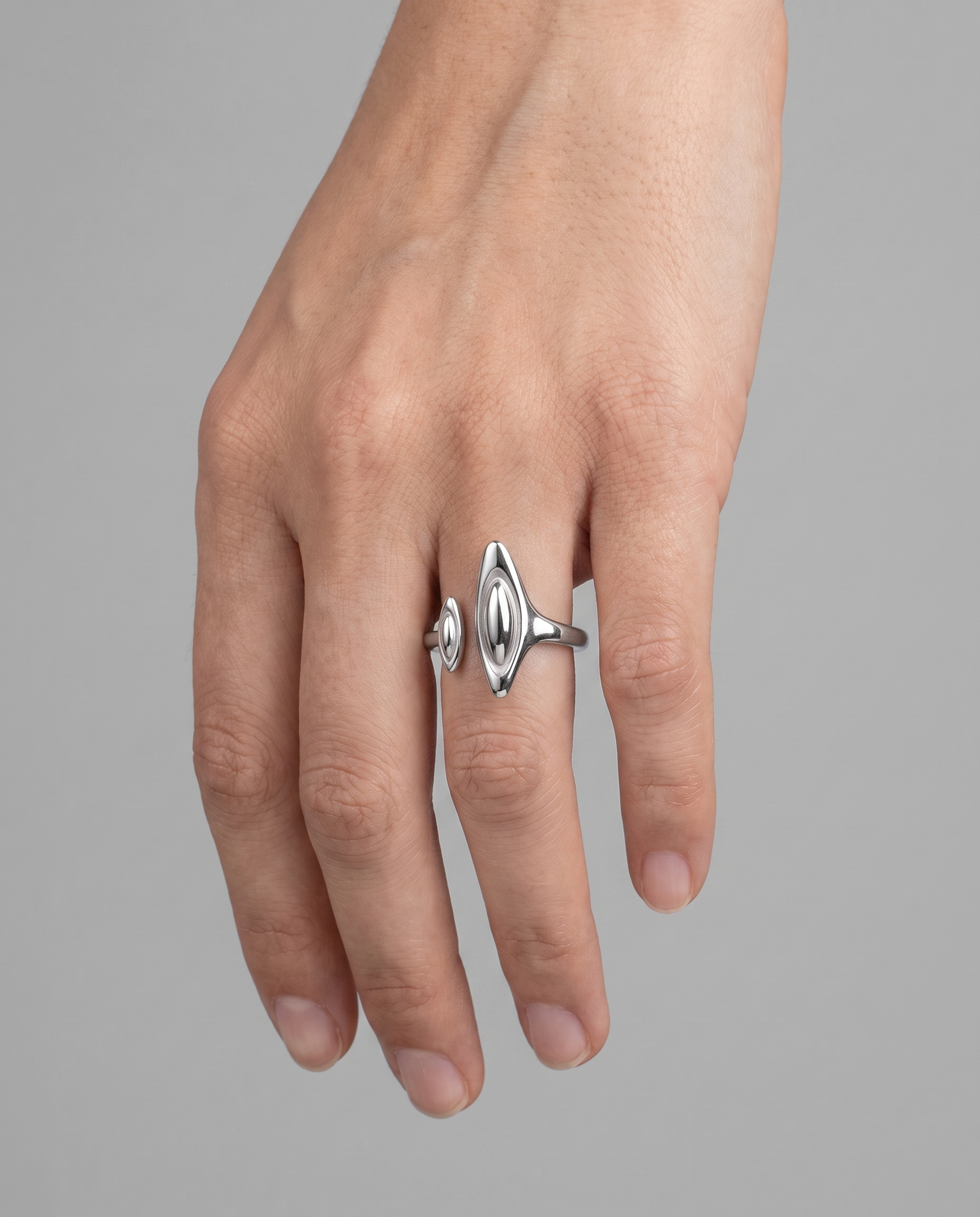 Continuum Ring