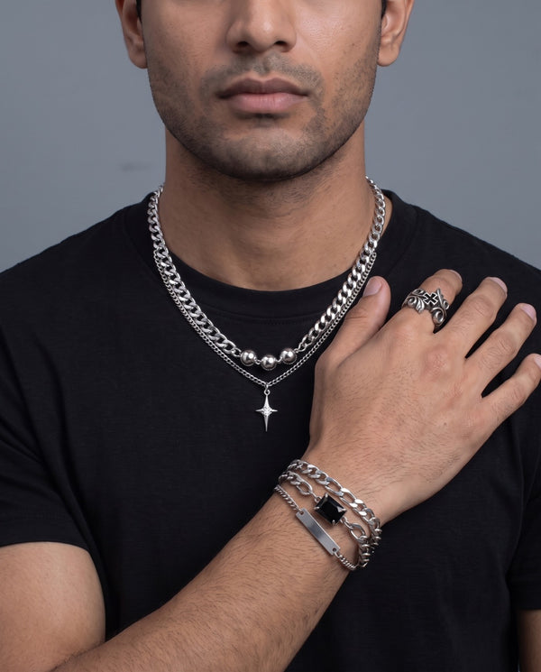 Frostbite Necklace — the full look