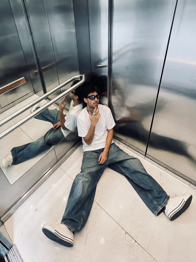 On a lift floor, wearing the Razor Ring
